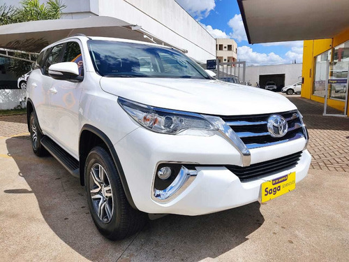 Imagem 3 de 13 de Toyota Sw4 2.7 Sr 7l 4x2 (aut) (flex)