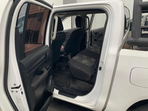 Toyota Hilux 2.4 Cd Dx 150cv 4x4 2016
