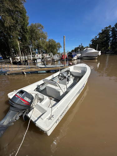 Tracker Con Consola 5,20 + Yamaha 40hp 2 Tiempos