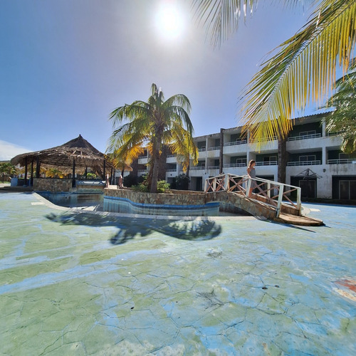 Venta De Hotel Cerca De Playa Caribe Margarita