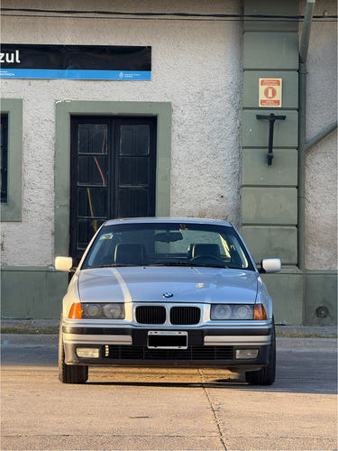 BMW Serie 3 2.5 325i Sedan