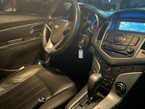 Imagem 7 de 14 de Chevrolet Cruze 1.8 Lt 16v Sedan