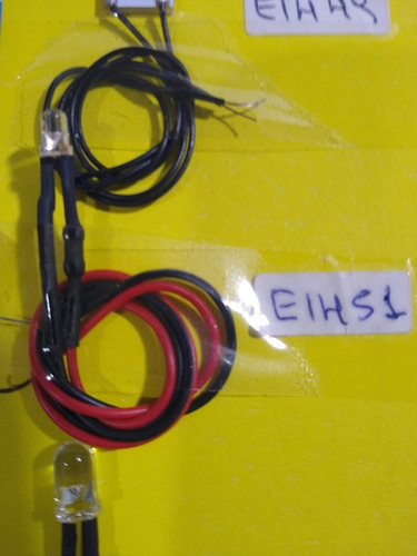 Imagen 2 de 5 de Nico 3 Leds De 3 Mm, Resistencia Y Cable Esc.todas (eih 51)