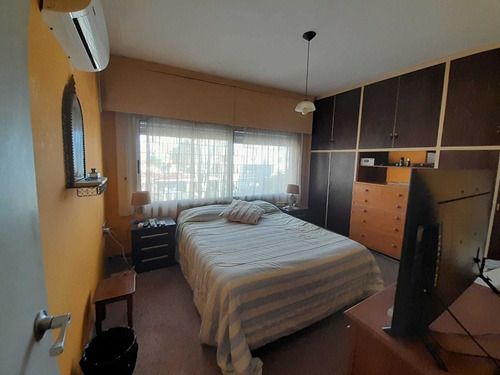 Imagen 9 de 19 de 1139/2 Venta Casa 3 Plantas 4 Dorm 3baños Punta Gorda - Prospero