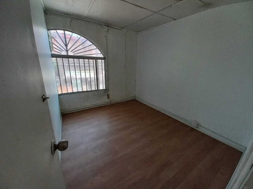 Hermoso Local Comercial (87818)