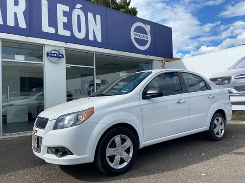 Imagen 1 de 14 de Chevrolet Aveo 2017 1.6 Lt Mt