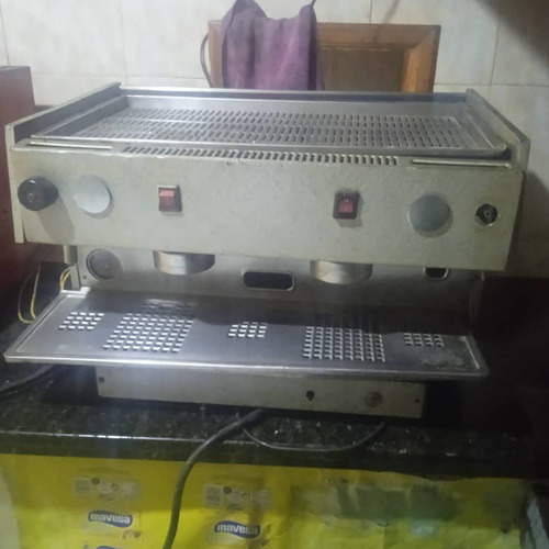 Cafeteras Industriales Astoria Y Faema De Dos Grupos (Usado)