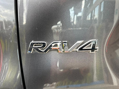 Toyota RAV4 LIMITED HV 2019