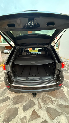 Jeep Grand Cherokee 3.6 Limited Lujo 4x2 Mt