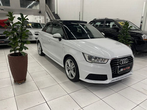 Imagem 13 de 15 de Audi A1 1.8 Tfsi Sportback Com Teto Solar Motor Sline