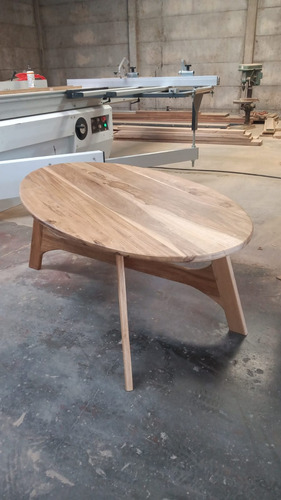 Mesa Ratona Ovalada De Petiribi De 1.10 X 0.60 Marrón