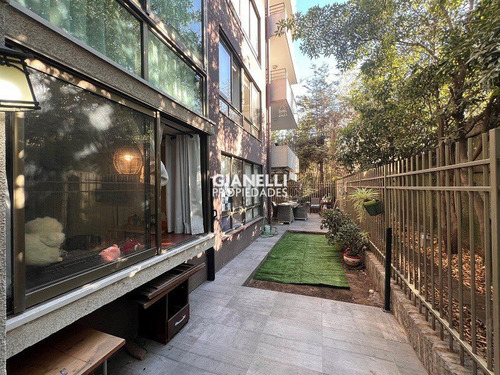 Dpto. En Primer Piso Con Jardín Propio 4d/3b Eliecer Parada