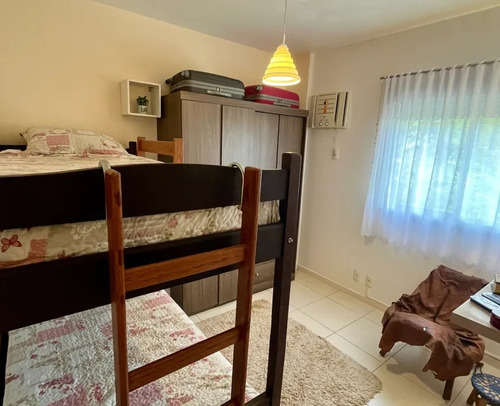 Apartamentos À Venda Em Itacorubi Com 3 Quartos E 2 Banheiros. Pronto Para Morar. Bem Localizado.