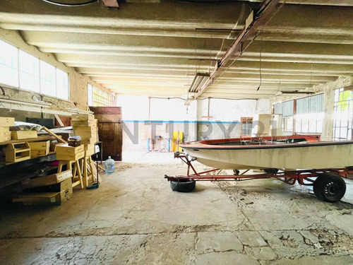 Galpón En Venta En Villa Elvira, La Plata.
