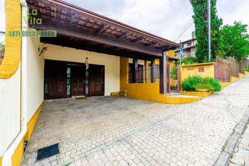 Imagem 3 de 30 de Residência Com 03 Dormitórios(01 Suíte), Para Venda. Apenas R$ 950.000,00 Excelente Localização No Bairro Vila Nova! - Ca0712