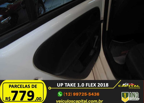 Imagem 8 de 14 de Volkswagen Up Take 1.0 Total Flex 12v 4p