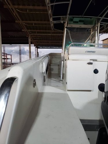 Imagen 4 de 7 de Lancha Commander Cuddy Open 32.5 Lv2262