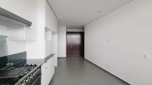 Departamento En Renta En Bosque Real