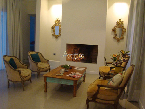 Imagen 2 de 18 de Beverly Hills