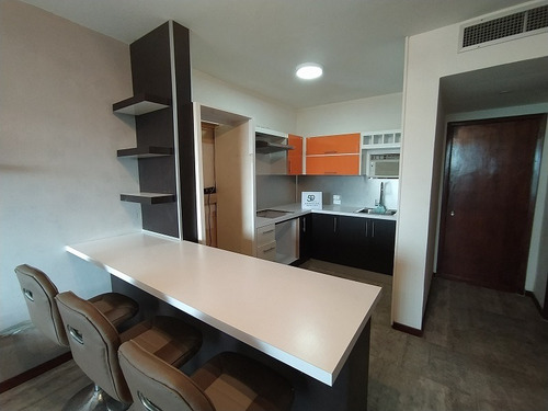 Imagen 5 de 14 de Town House Remodelado Con Hermosa Vista Al Mar