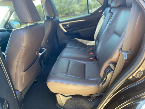 Imagem 13 de 15 de Toyota Hilux Sw4 Srx 4x4 2.8