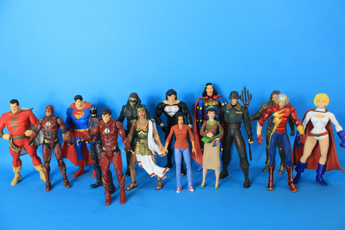 The Flash Ezra Justice League Dc Multiverse Mattel (Usado)