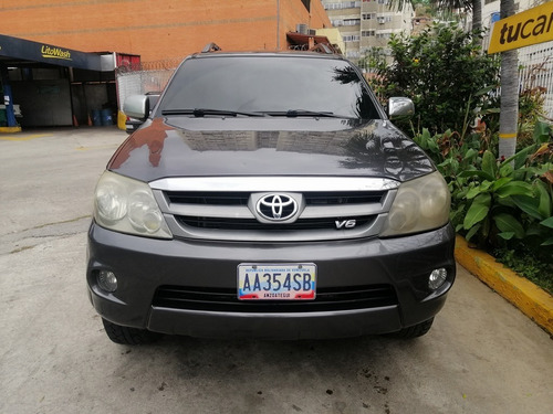 Toyota Fortuner Sr5 4x2