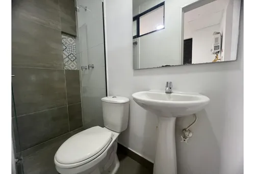 Venta De Apartamento En El Occidente, Sector Los Pinos