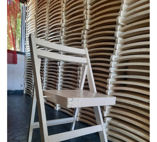 Alquiler De Sillas, Mesas Y Manteleria