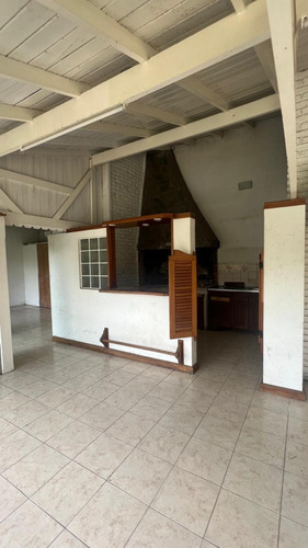 Casa En Venta En Bella Vista, Apto Comercial