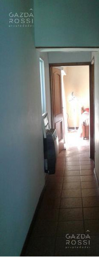 Propiedad A La Venta Apta Crédito Hipotecario En Barrio Malibú.