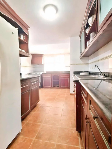 Vendo Villa De 4 Habitaciones En Juan Dolio