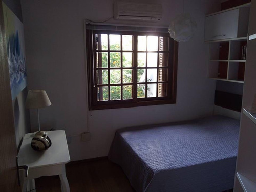 Imagem 13 de 14 de Sobrado Residencial À Venda, Cavalhada, Porto Alegre. - So0672