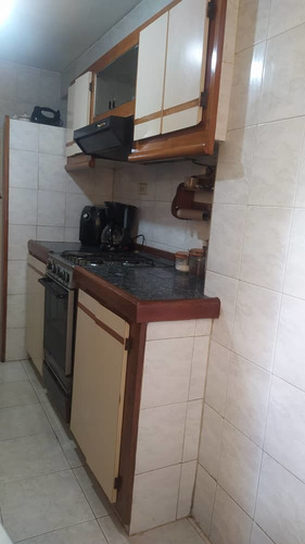 Imagen 12 de 14 de Se Vende Bonito Apartamento Urb Quenda Los Teques Edf Belloral