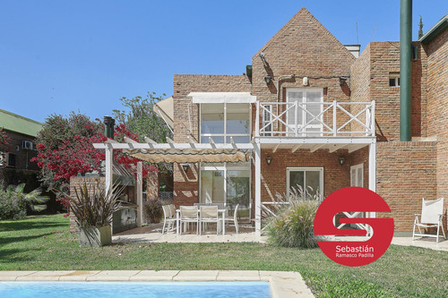 Casa Venta Fisherton 4 Dormitorios Pileta Jardin 2 Plantas