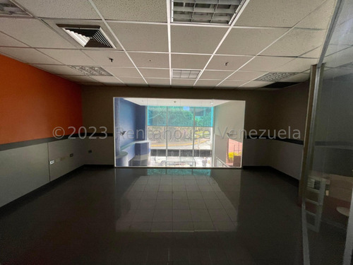 Imagen 8 de 15 de Ls Vende Local Comercial La Castellana