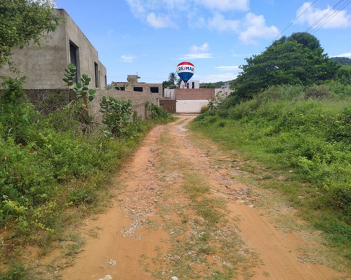 Re/max 2mil Vende, Terreno Con Bienhechuría, Guatamare, Arismendi, Isla De Margarita.