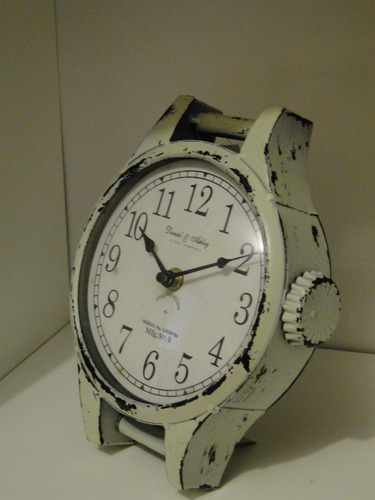 Relógio De Mesa Estilo Pulso Em Metal 17x22cm Vintage Branco
