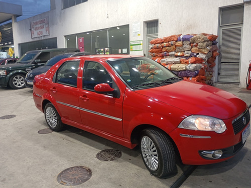 Fiat Siena 1.6 16v Essence Flex Dualogic 4p
