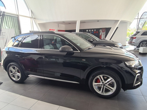 Audi Q5 2.0 L 45 Tfsi S Line 2021