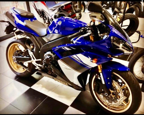 Yamaha R1