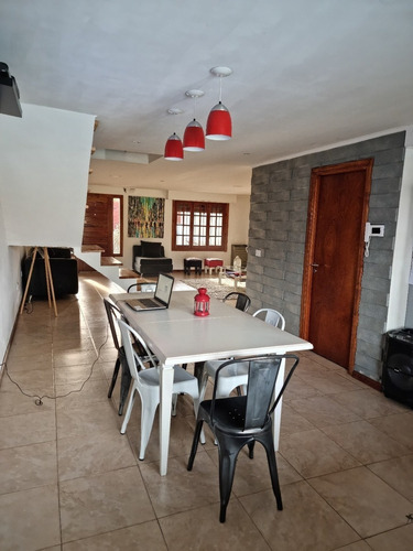 Chalet 5 Amb Barrio Caisamar Lote 10x43 Mar Del Plata En Ven