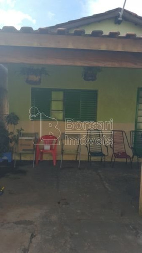 Imagem 2 de 6 de Venda De Casas / Padrão Na Cidade De Araraquara 5771