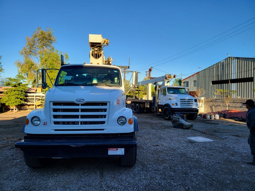 Imagen 6 de 15 de Grua Titan 17 Ton 2006 Sterling