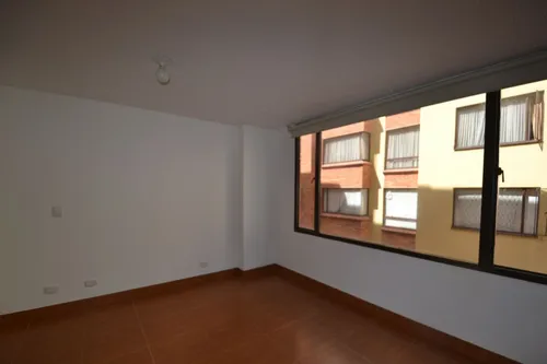 Apartamento En Venta En La Calleja. Cod V12044