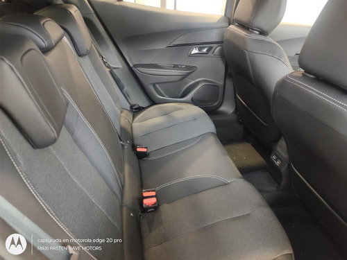 Peugeot 2008 1.0T Allure