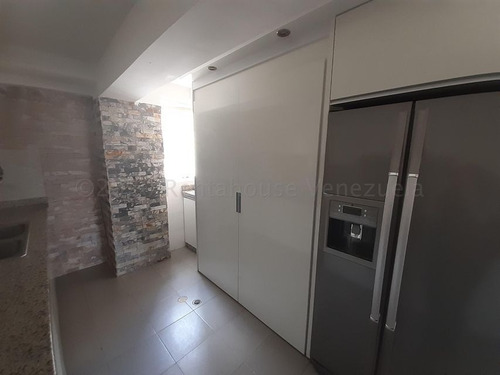 Imagen 5 de 24 de Freddy Camacaro Rentahouse, Apartamento En Venta En Monteserino San Diego. 22-2681