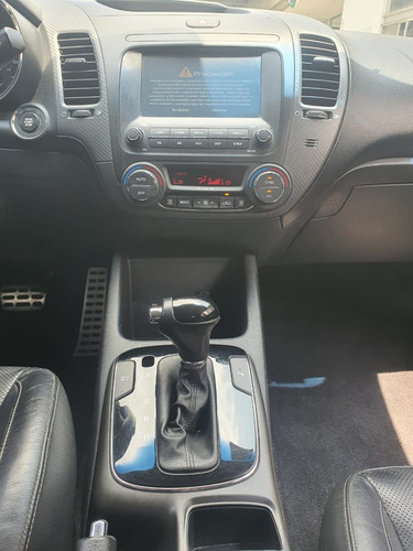 Imagen 11 de 14 de Kia Forte 2.0 Sx Aut Sedan 2018
