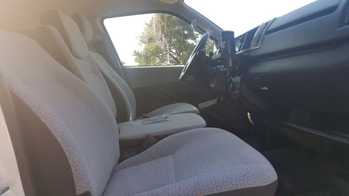 Renta De Camionetas Con Chofer 12 Y 15 Pasajeros