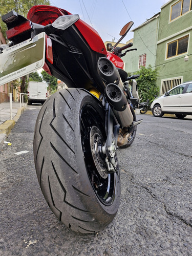 Ducati Monster + 2022